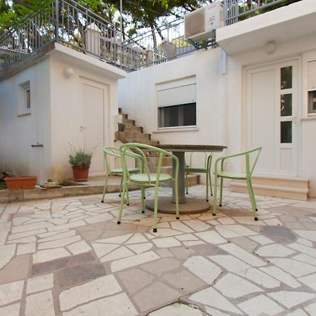 Apartment Mikulic Duće Rum bild